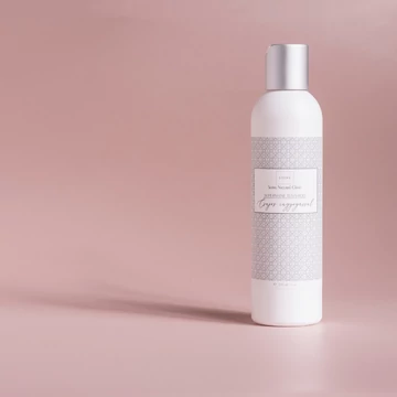 SOINS SUPERSHINE shower gél csajos ragyogással gyémánt pigmentekkel, ellenállhatatlan illattal érzékeny bőrre is 200ml