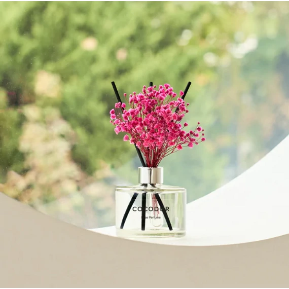 Cocodor Pálcás Virágos Aroma Diffúzor – Rózsa parfüm illattal (Cocodor Flower Diffuser Rose Perfume Fragrance) 120ML