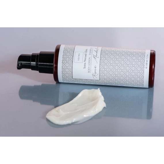 SOINS Unisex testápoló keserű mandulával 100ml